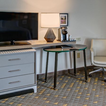 Holiday Inn Rocky Mount I-95 @ Us 64 By Ihg Exterior foto